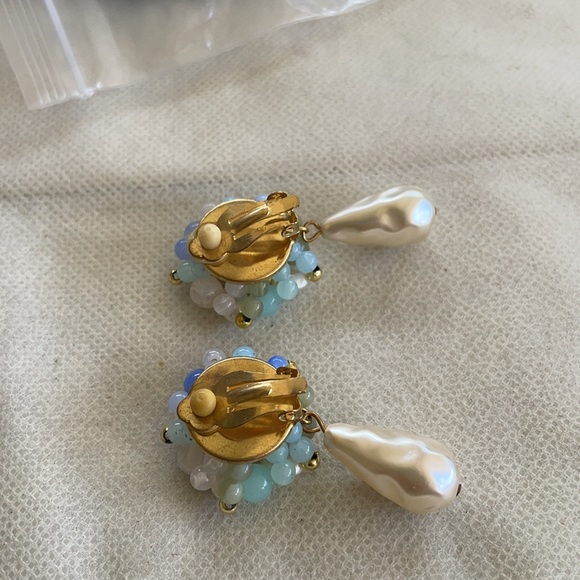 Zara | clip on earrings - Picture 3 of 5